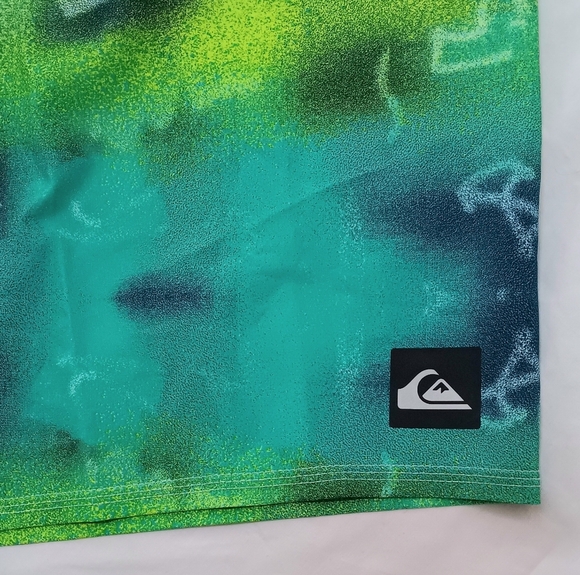 Quicksilver Board Shorts 34 Neon Pocket Surf Trunks Green Blue Beach Lake - Picture 5 of 11